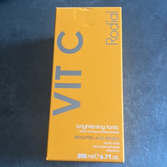Rodial VIT C Brightening Tonic. New in Box 6.7 fl Oz Full Size Best Seller! - Picture 2 of 2